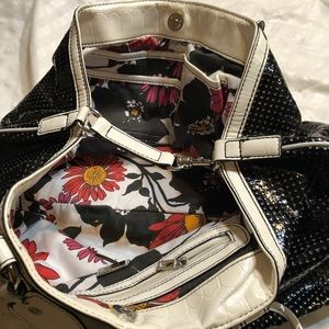Guess Black/White Bag